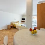 Besonderes Studio-apartment Nur 800 Meter Zum Mit Meerblick, Parkplatz, Grill Apartment