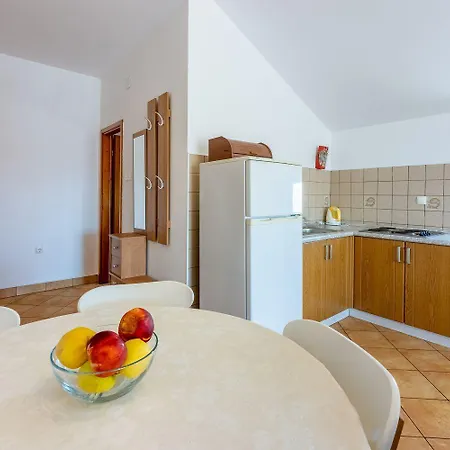 Besonderes Studio-apartment Nur 800 Meter Zum Mit Meerblick, Parkplatz, Grill Appartamento