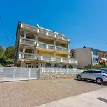 Appartamento Besonderes Studio-apartment Nur 800 Meter Zum Mit Meerblick, Parkplatz, Grill *