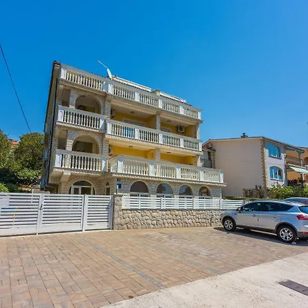 Apartment Besonderes Studio-apartment Nur 800 Meter Zum Mit Meerblick, Parkplatz, Grill *