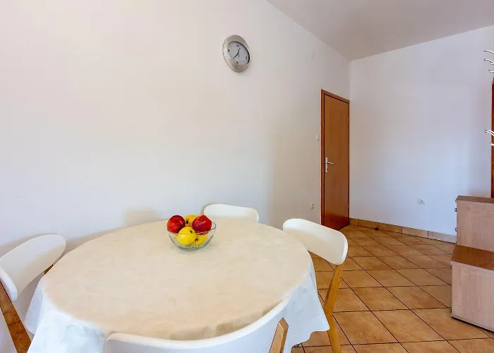 Besonderes Studio-apartment Nur 800 Meter Zum Mit Meerblick, Parkplatz, Grill Crikvenica