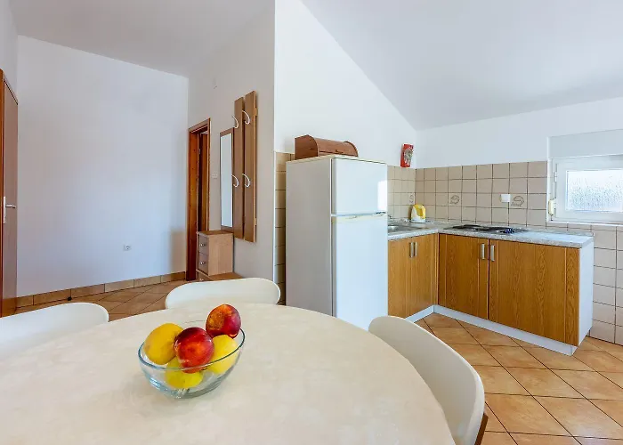 Besonderes Studio-apartment Nur 800 Meter Zum Mit Meerblick, Parkplatz, Grill Apartment