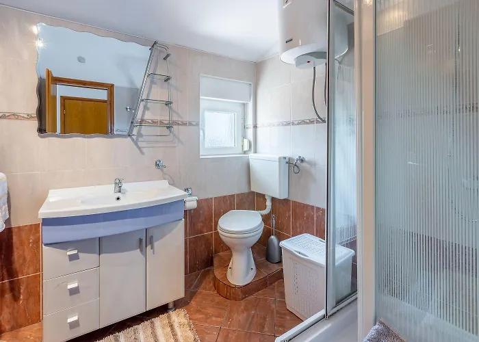 Appartement Besonderes Studio-apartment Nur 800 Meter Zum Mit Meerblick, Parkplatz, Grill Crikvenica